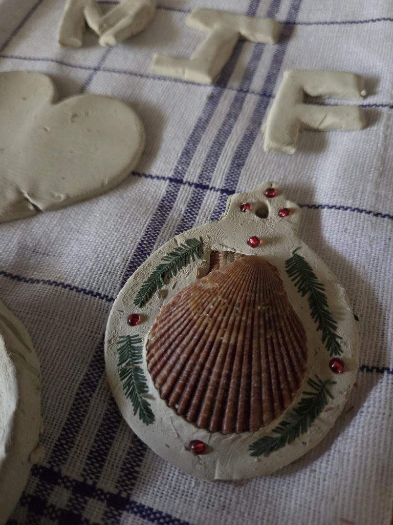 Argile avec coquillage